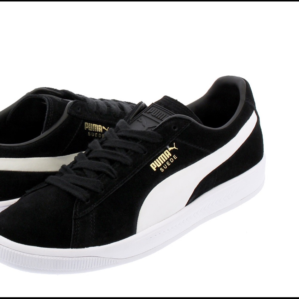 SUEDE PUMA SIZE 8.5